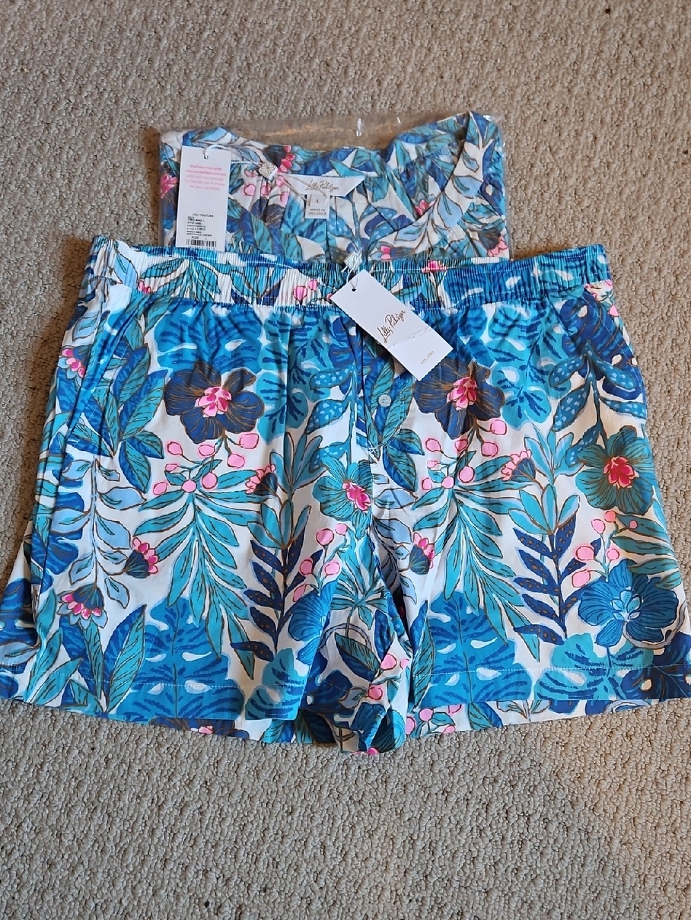 NWT Lilly Pulitzer Darcy Pj's - Picture 2 of 5